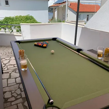 Linda * Ražanj